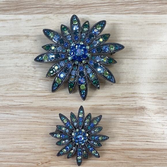 Vintage Joan Rivers Brooch Scatter Pins Swarovski Crystal Signed Blues & greens - Picture 6 of 13